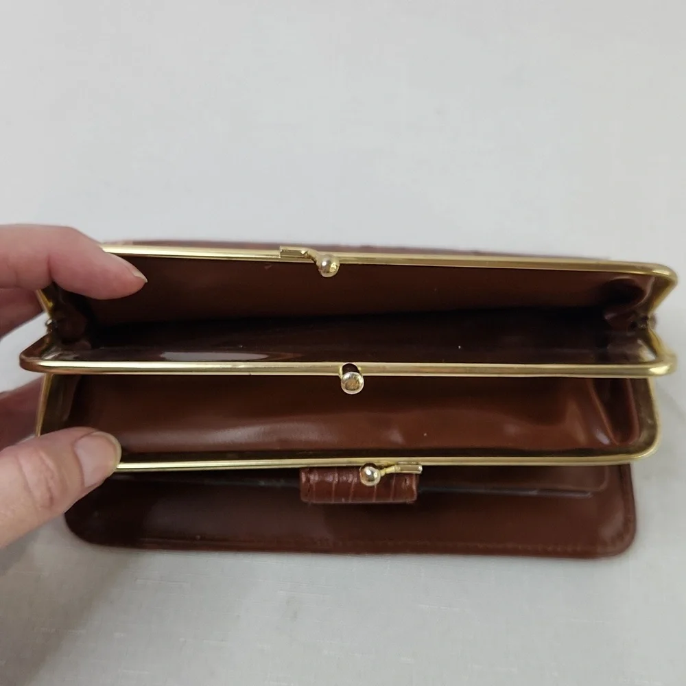 Vintage western wallet. Size 7 X 4